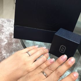 【ハリー・ウィンストン(Harry Winston)の口コミ】 結婚指輪は絶対ハリーウィンストンと元から決めていました！一粒の埋め込…