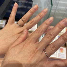 【Galopine & Galopin(ガロピーネガロパン)の口コミ】 結婚指輪のみの見学でしたが、ハワイアンジュエリーのようなデザインや、…