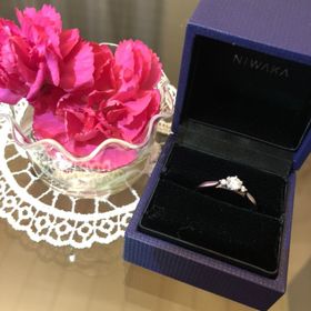 【俄(にわか)の口コミ】 元々は別のものを買うつもりでお店に伺いましたが、店頭でいろんなデザイ…