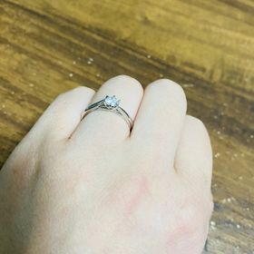 【銀座ダイヤモンドシライシの口コミ】 プロポーズリングでダイヤのみいただいたので、リングを探しに行きました…