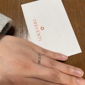 【TRECENTI(トレセンテ)の口コミ】 リングの細さ、
ダイヤのワンポイント重視で探していましたが、
トレセン…