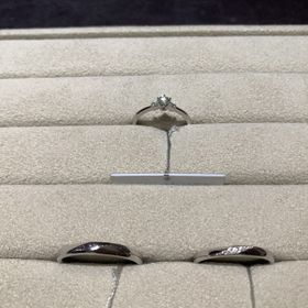 【TRECENTI(トレセンテ)の口コミ】 シンプルなものからゴージャスなものまで
種類がとても豊富でした。
リン…