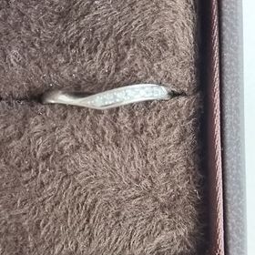 【CHER LUV(シェールラブ)の口コミ】 デザインが変わっているのとはめていても窮屈にならない方で気に入りまし…