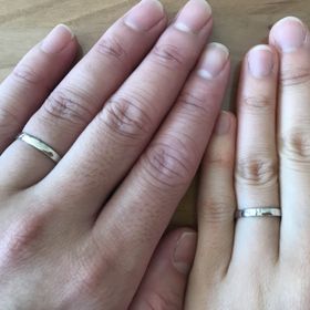 【ギンザタナカブライダル(GINZA TANAKA BRIDAL)の口コミ】 シンプルで飽きのこないものを探していました。最近はファッションリング…