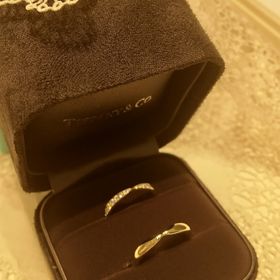 【ティファニー(Tiffany & Co.)の口コミ】 ティファニーは結婚指輪の種類が(他ブランドよりも)少ないとの事で、一通…