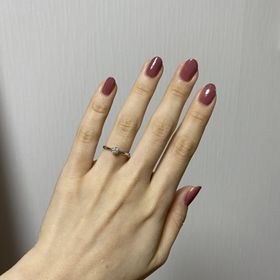 【ジュエリーツツミ(JEWELRY TSUTSUMI)の口コミ】 結婚が決まる前から、元々このデザインの婚約指輪を探していて、しっくり…