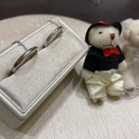 【TRECENTI(トレセンテ)の口コミ】 シンプルで普段使いしやすそうなデザインを探していました。プラチナでス…