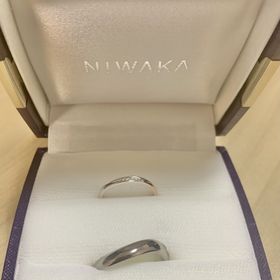 【俄(にわか)の口コミ】 気に入るデザイン、日本製、そして着け心地が良い指輪を探していました。
…