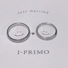【アイプリモ(I-PRIMO)の口コミ】 指輪の片側にダイヤがあるデザインが珍しくと思いました。一見シンプルな…