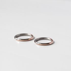 【mina.jewelry(ミナジュエリー)の口コミ】 全てオーダーメイドで作りました。指輪の色は、7種類くらいから選ぶことが…