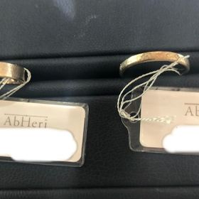 【AbHeri(アベリ)の口コミ】 ゴールドの結婚指輪を探していましたが、こちらのリングはシャンパンゴー…
