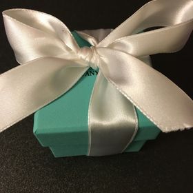 【ティファニー(Tiffany & Co.)の口コミ】 結婚指輪と言うことで、ずっと憧れていたティファニーで購入しました。
テ…