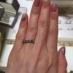 【ブルガリ(BVLGARI)の口コミ】 いままで色んな指輪を試着しましたが、ここまで存在感がある指輪は初めて…