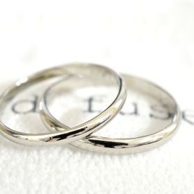 【湘南彫金工房 andfuseの口コミ】 長く使えるデザインが良いと思ったため、1番シンプルなものにしました。
…