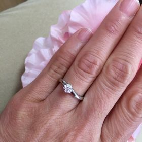 【銀座ダイヤモンドシライシの口コミ】 純度の高い証の、キューピッド模様とハート模様が鮮明に映し出されるダイ…