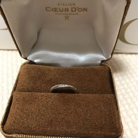 【COEUR D'OR(クゥドール)の口コミ】 結婚指輪は婚約指輪と重ね付けをする予定でしたので重ね付けをしてもおか…
