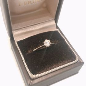 【アイプリモ(I-PRIMO)の口コミ】 後からデザインを彼女好みのデザインに差額で変更して頂ける点が一番の決…