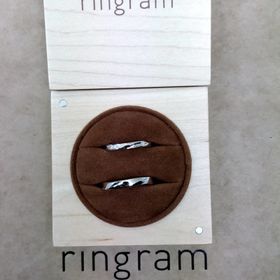 【ringram(リングラム)の口コミ】 プラチナのシンプルなデザインの指輪をつけたいと思っていました。
関節が…