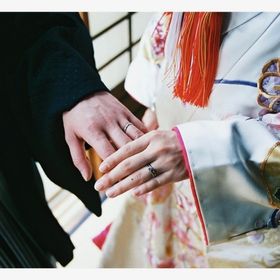 【ジュエリーツツミ(JEWELRY TSUTSUMI)の口コミ】 シンプルなデザインにしました。
指がゴツゴツしていてコンプレックスだっ…