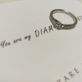 【ラザール ダイヤモンド(LAZARE DIAMOND)の口コミ】 結婚指輪との重ね付けができるもの、メレダイヤのついた華やかなもの、か…