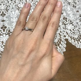 【ティファニー(Tiffany & Co.)の口コミ】 普段使いしやすい、シンプルなデザインを探していました。ダイヤモンドの…
