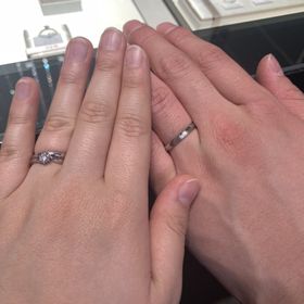 【アイプリモ(I-PRIMO)の口コミ】 デザインについては、シンプルかつ特徴のある指輪を探していたため、アナ…
