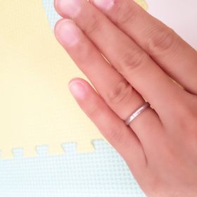 【カルティエ(Cartier)の口コミ】 婚約指輪と同じティファニーで探していましたが、なかなか好みの太さの指…