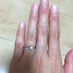 【STAR JEWELRY(スタージュエリー)の口コミ】 シンプルで飽きのこないデザインです！
普段女の子らしい格好をしなかった…