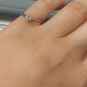 【宝寿堂(ほうじゅどう)の口コミ】 質が良い、大きさも大きいダイヤモンドの指輪が大分お安い価格だと思いま…