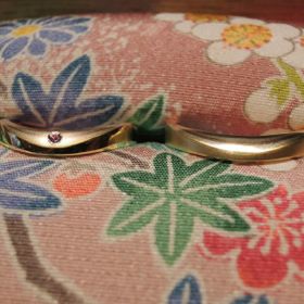 【杢目金屋(もくめがねや)の口コミ】 誌名は忘れてしまいましたが、駅で無料で配布されているウェディング情報…