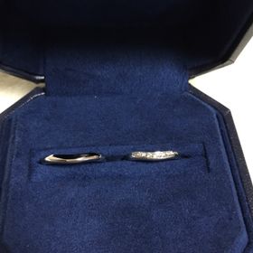 【ROYAL ASSCHER(ロイヤル・アッシャー)の口コミ】 着け心地がとても良く、デザインもしっくりきたので決めました。着ける前…