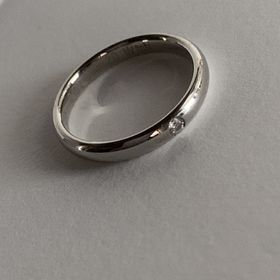 【Something Blue(サムシングブルー)の口コミ】 決めていたのが、シンプルで重ねづけや他の持っている指輪とあわせやすい…