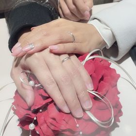 【TRECENTI(トレセンテ)の口コミ】 ふたりで多数多様なリングを見たり、フィットさせてデザイン、輝き、つけ…