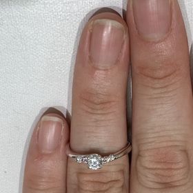 【ジュエリーツツミ(JEWELRY TSUTSUMI)の口コミ】 指輪の種類はとても豊富でした。

また価格もお手頃のものから高価なもの…