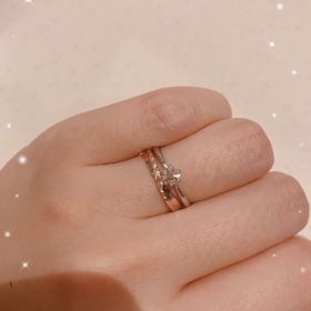 【STAR JEWELRY(スタージュエリー)の口コミ】 夫のサプライズ購入。私が雑誌をみて以前から好みではないと伝えていたの…