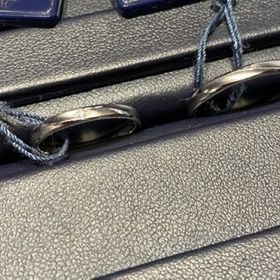 【VEIL(ヴェール)の口コミ】 もともとシンプルで、ストレートのデザインを探していました。ダイヤモン…