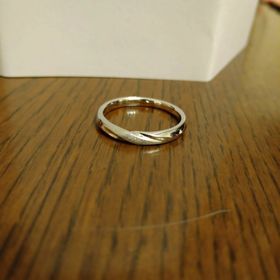 【エクセルコダイヤモンド(EXELCO DIAMOND)の口コミ】 お相手がとても気に入ったのでもうこれしかないと思い決断しました！！
二…