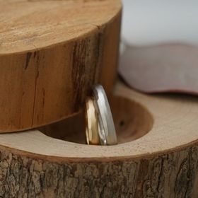 【THREE TREES(スリーツリーズ)の口コミ】 今回、three treesさんで結婚指輪を作ろうと思った決め手は…何件か…