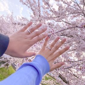 【Makana(マカナ)の口コミ】 ハワイが好きで、波のデザインがあり永遠の意味を込めてという願いを込め…