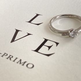 【アイプリモ(I-PRIMO)の口コミ】 ダイヤモンドの大きさはゴツい物をあまり好まない為、大きすぎない物を選…