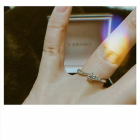 【アイプリモ(I-PRIMO)の口コミ】 ひねりのあるデザインで他の人と同じではないところに惹かれました。アン…