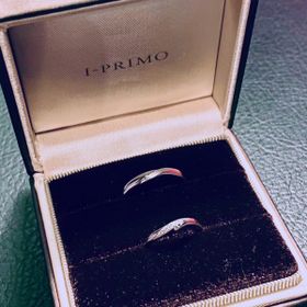 【アイプリモ(I-PRIMO)の口コミ】 デザイン、そして指輪に込められたメッセージが素敵で選びました。
男性の…