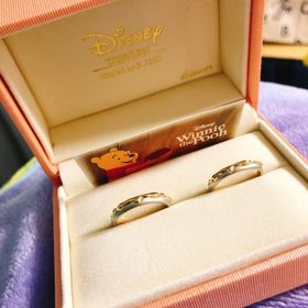 【ケイウノ ブライダル(K.UNO BRIDAL)の口コミ】 彼と付き合った当初から一目惚れしていたこのデザインを結婚指輪に決めさ…