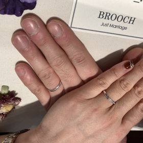 【俄(にわか)の口コミ】 シンプルなデザインでさりげないダイヤの輝き、手につけたときのしっくり…