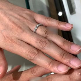 【ジュエリーツツミ(JEWELRY TSUTSUMI)の口コミ】 金属がしっかりとした質感で全体的に上品な印象があります。エッジの効い…