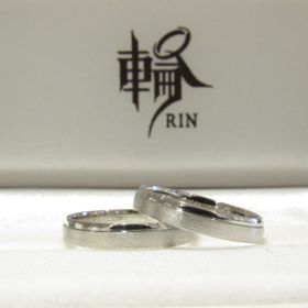 【輪-RIN-の口コミ】 プロポーズ成功した翌日に2人でお店にお邪魔し指輪を購入させて頂きました…