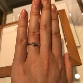 【STAR JEWELRY(スタージュエリー)の口コミ】 デザインが個性的。ハート型、星型が珍しい。ダイヤカラットが大きいとも…