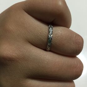 【シャネル(CHANEL)の口コミ】 結婚指輪の定番ブランドでは購入したくないなと思っていた所憧れのブラン…