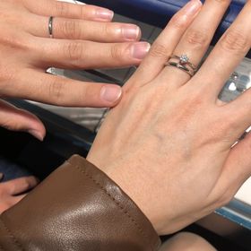 【銀座ダイヤモンドシライシの口コミ】 銀座ダイアモンドシライシのアノリューは太さが選べます。試着して彼と違…