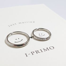 【アイプリモ(I-PRIMO)の口コミ】 普段つけるのに、正面から見るとシンプルだが他の角度からダイヤを楽しめ…